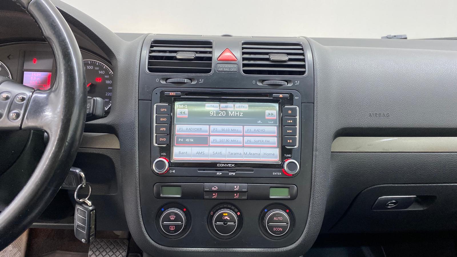 VOLKSWAGEN GOLF 15